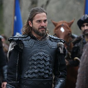 Foto Diriliş Ertuğrul