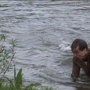 Foto Walking with the Enemy