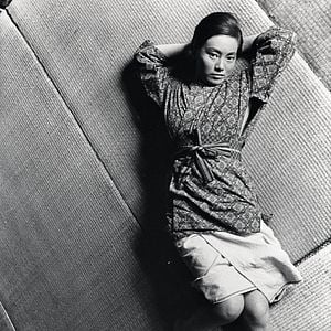 Foto La mujer insecto