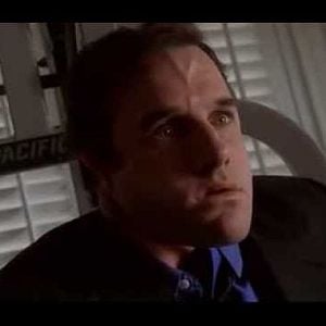 Foto A dos metros bajo tierra