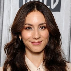 Foto Troian Bellisario