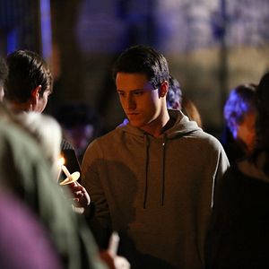 Foto Dios no está muerto: Una luz en la oscuridad