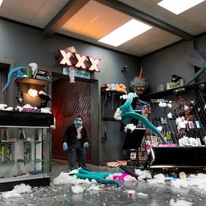 Foto ¿Quién está matando a los moñecos?