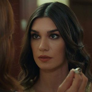 Foto Entre el amor y el odio