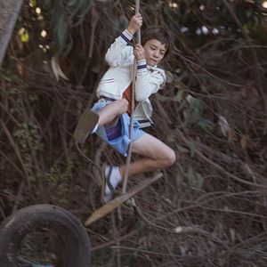 Foto Tarde Para Morir Joven