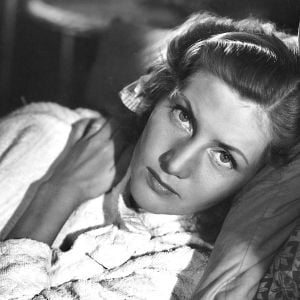 Foto LLueve sobre nuestro amor