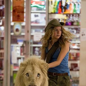 Foto Mia y el león blanco