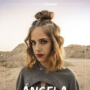 Foto + De 100 Mentiras