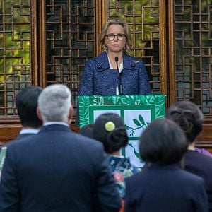 Foto Madam Secretary