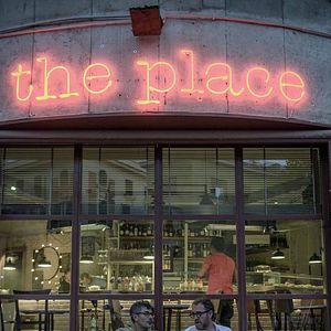 Foto The Place