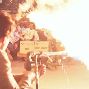 Foto Office Uprising