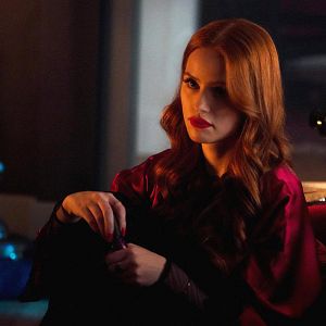 Foto Madelaine Petsch