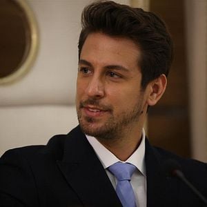 Foto Erkenci Kus (Pájaro soñador)