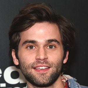 Foto Jake Borelli