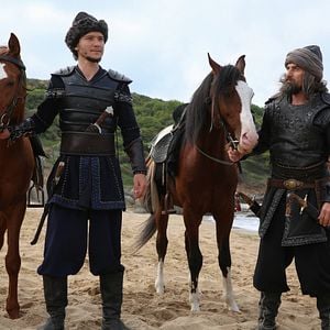 Foto Diriliş Ertuğrul