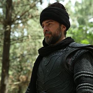 Foto Diriliş Ertuğrul