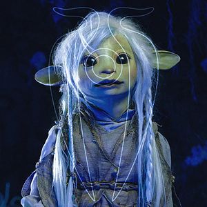 Foto Cristal Oscuro: La era de la resistencia