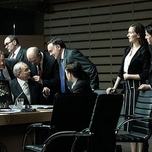 Foto Adults in the Room (Comportarse como adultos)