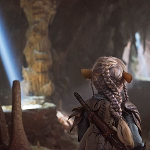 Foto Cristal Oscuro: La era de la resistencia