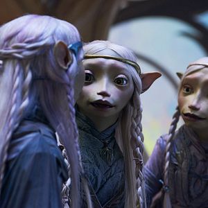 Foto Cristal Oscuro: La era de la resistencia