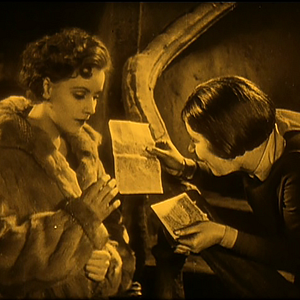 Foto Bajo la máscara del placer