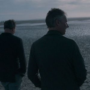 Foto Tell Me Who I Am