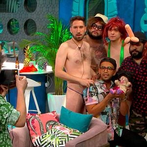 Foto LOL: Last One Laughing