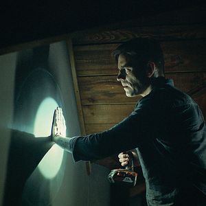 Foto Girl on the Third Floor