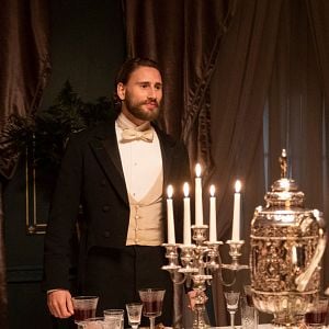 Foto Un juego de caballeros