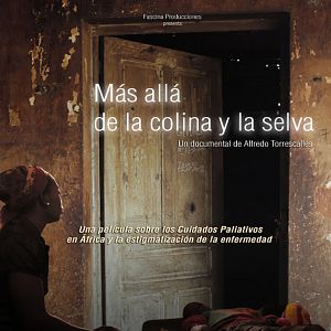 Foto Más allá de la colina y la selva