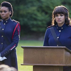 Foto Motherland: Fort Salem