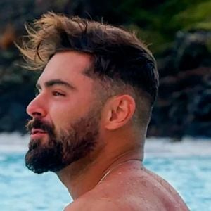 Foto Zac Efron: Con los pies en la tierra