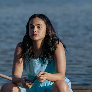 Fotos De Camila Mendes - SensaCine.com