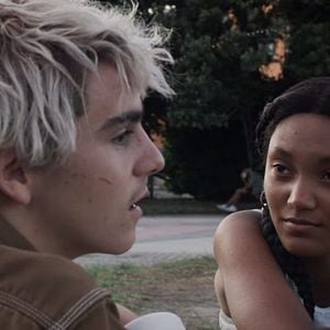 Foto We Are Who We Are