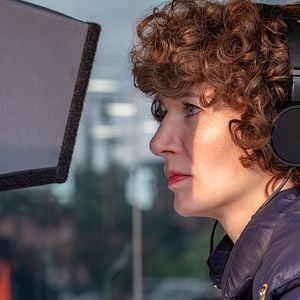 Foto Cómo sobrevivir en un mundo material (Kajillionaire)