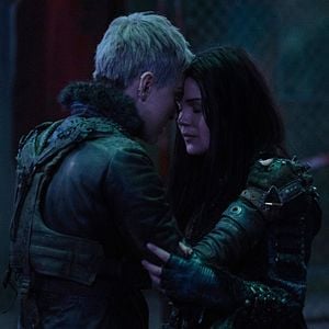 Foto Marie Avgeropoulos