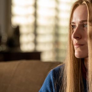 Foto Cómo sobrevivir en un mundo material (Kajillionaire)