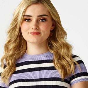 Foto Meg Donnelly