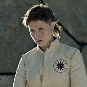 Foto Raised By Wolves (2020)