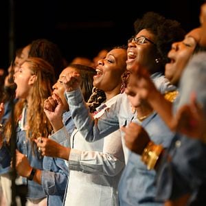 Foto Voices of Fire: Unidos por el góspel