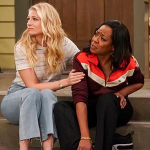 Foto The Neighborhood