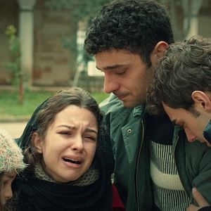 Foto Hermanos (Kardeşlerim)