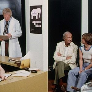 Foto Vinieron de dentro de...