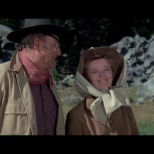 Foto El rifle y la Biblia