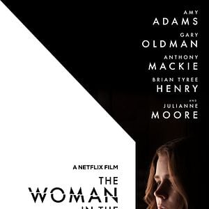 Foto La mujer en la ventana