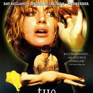 Foto La Chica del pijama amarillo