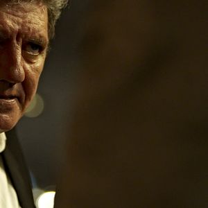 Foto Hombre muerto no sabe vivir