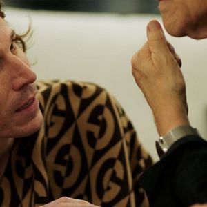 Foto Hombre muerto no sabe vivir