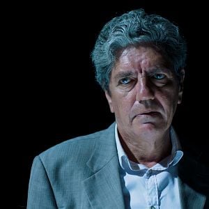 Foto Hombre muerto no sabe vivir