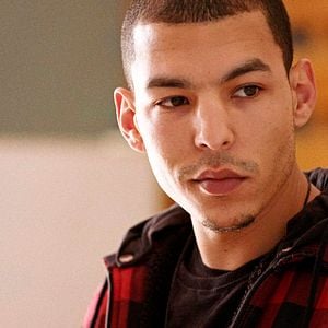 Foto Dilo alto y fuerte